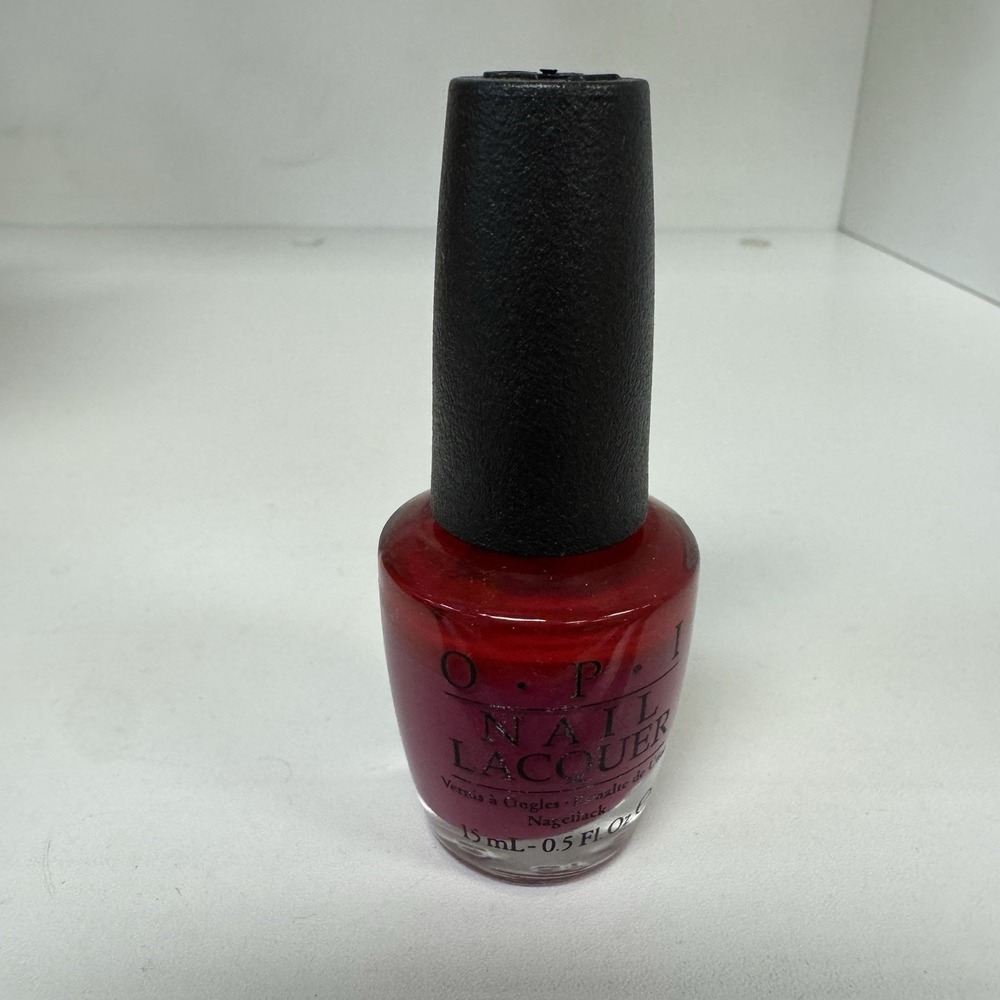 OPI Nail Lacquer Miami Beet B78 Purple 0.5oz‎ Rich Vibrant Glossy Finish Polish